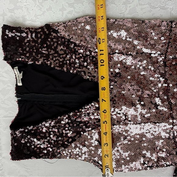 Charlotte Russe Gold Sequin Asymmetrical Mini Dress Medium - Picture 6 of 10